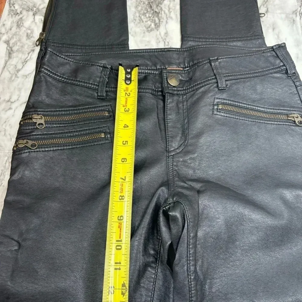Free People Faux leather Skinny Jeans size 4 Black Gold Zipper detail